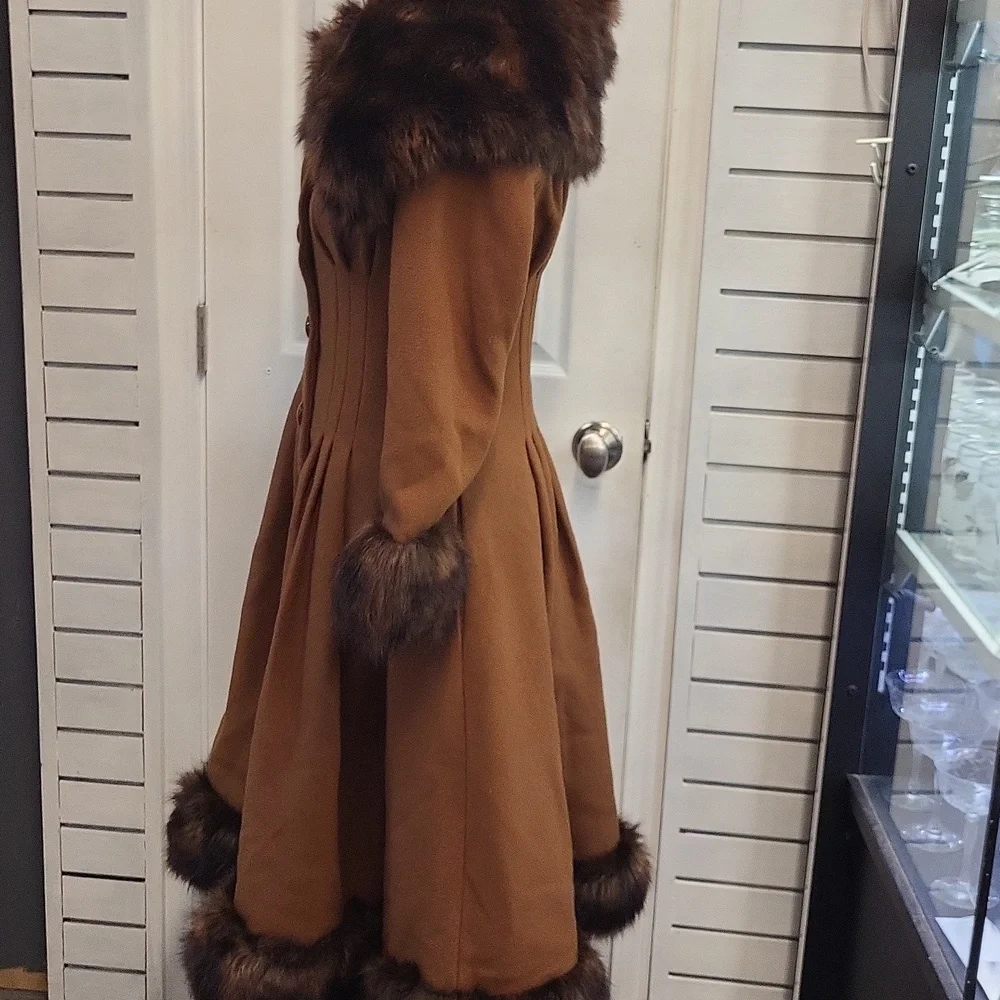 NWT, VINTAGE COLLECTIF PEARL TAN COAT, XS - Picture 6 of 14